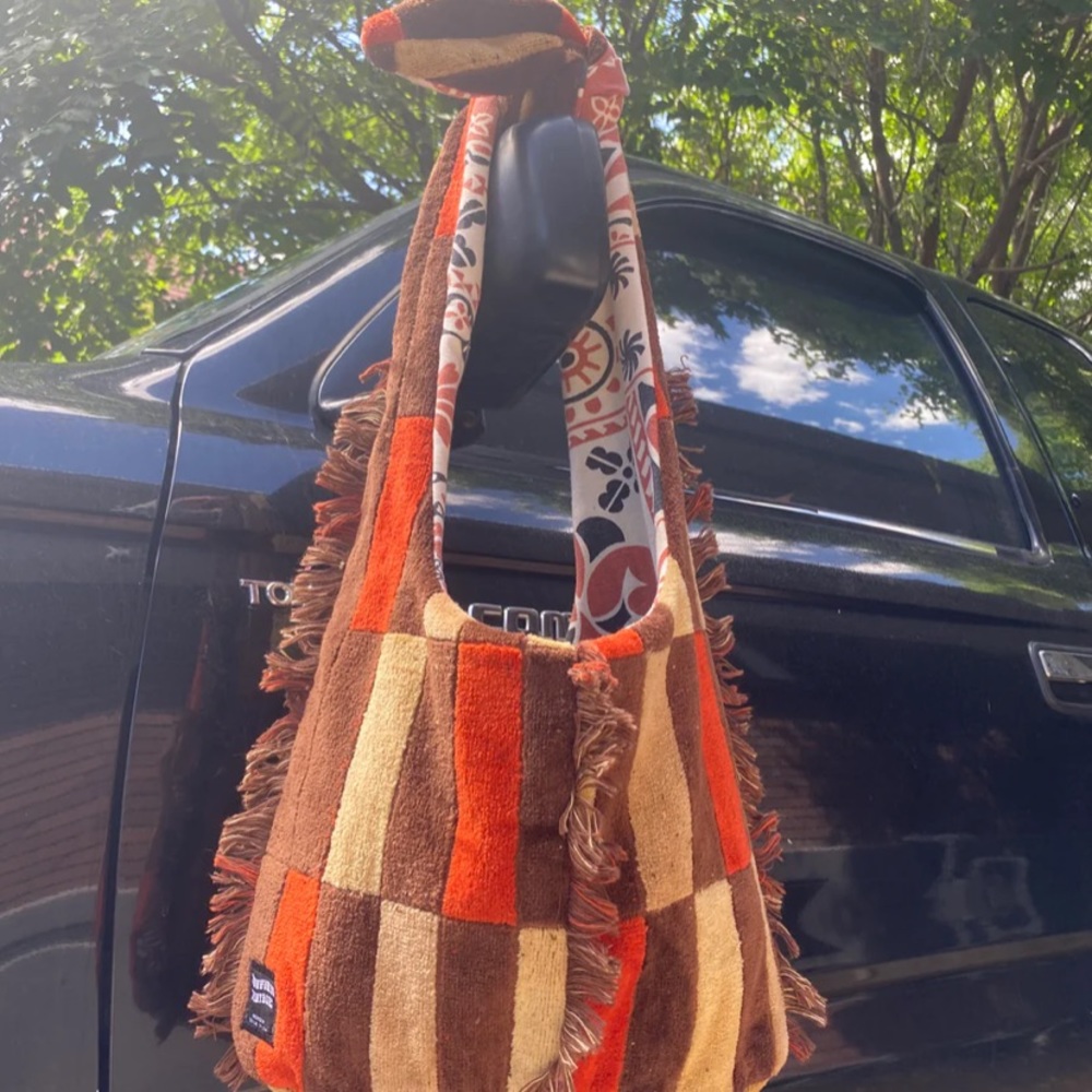 SUNWORN VINTAGE : one of a kind bag✨